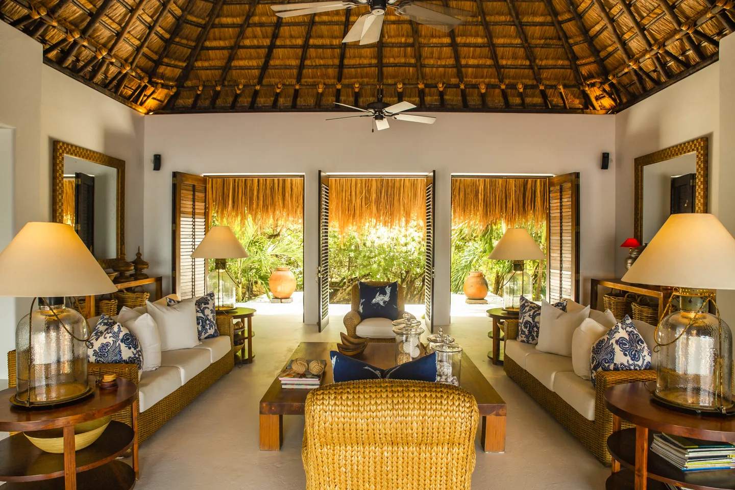 Living area — Full House — Ancala - Casas Altas, Barú Island — Bahía De Cholón